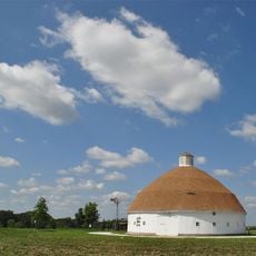 Lewis Round Barn