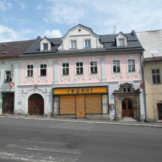 Náměstí Republiky 145