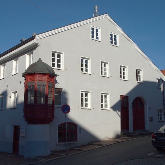 Dominikus-Zimmermann-Straße 10