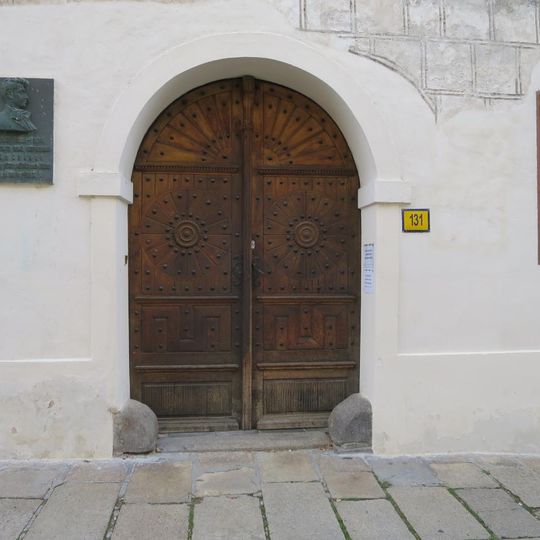 Pamětní deska Fráni Šrámka v Písku