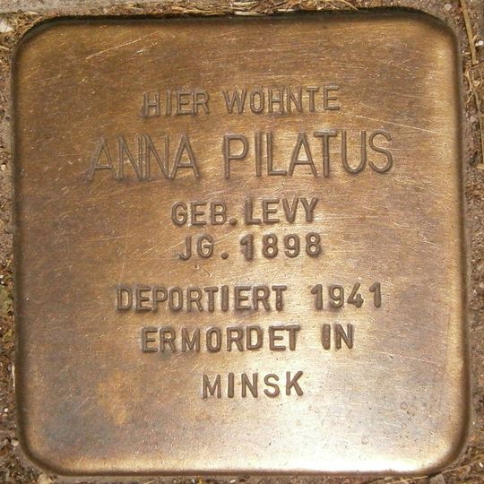Stolperstein en memoria de Anna Pilatus