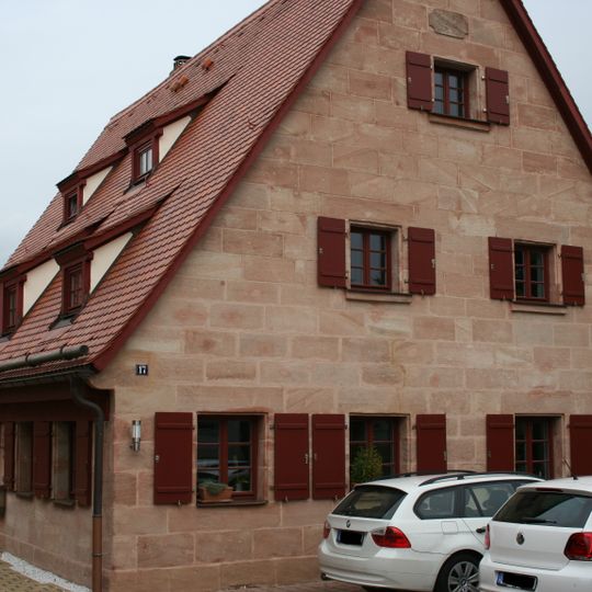 Zeitenwendeplatz 17-17a