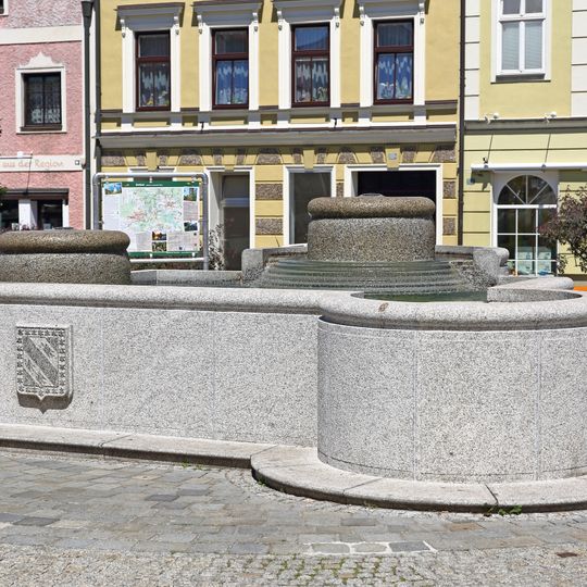 Brunnen am Stadtplatz