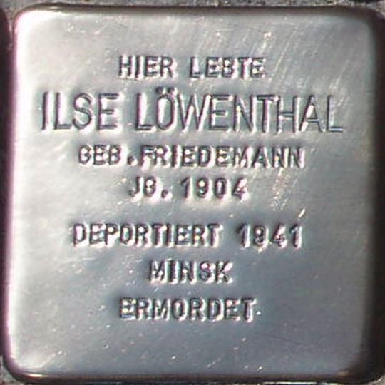 Stolperstein en memoria de Ilse Löwenthal