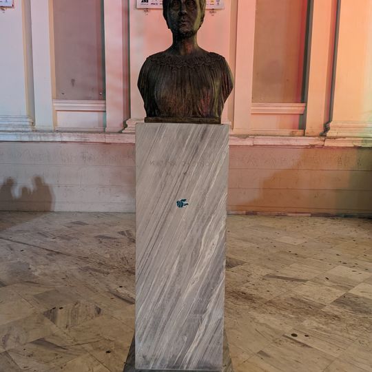 Bust of Katina Paxinou, Piraeus