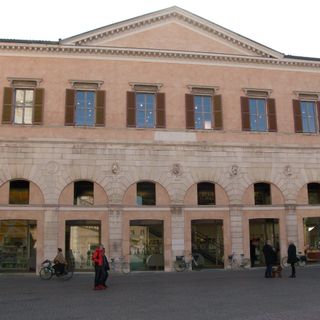 Palazzo San Crispino