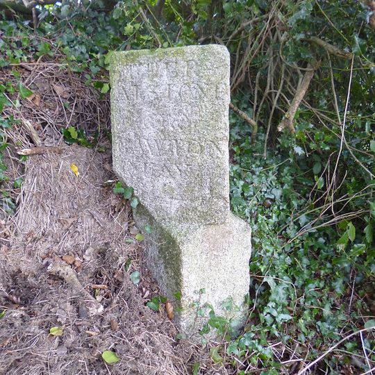 Guidestone, Callington Road, by Martin's Cottage, 60m W of town sign