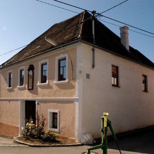 Wohn- und Wirtschaftsgebäude