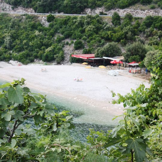 Veliki žali Beach