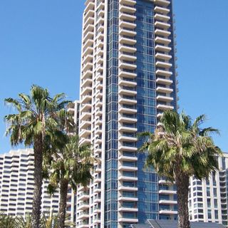 Pinnacle Marina Tower