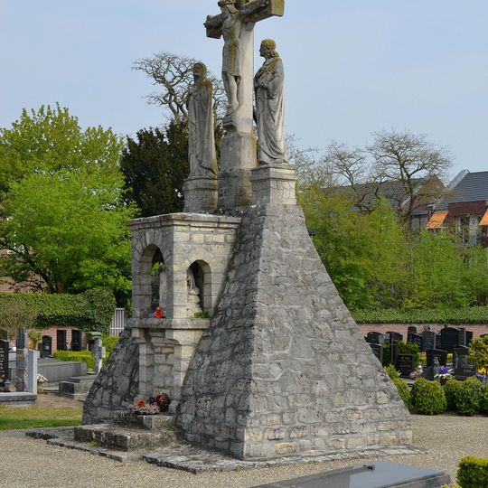 Calvarieberg op het kerkhof