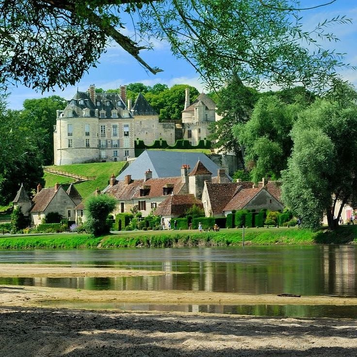 Apremont-sur-Allier