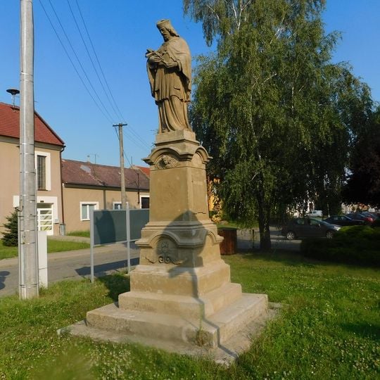 Socha svatého Jana Nepomuckého v Huštěnovicích