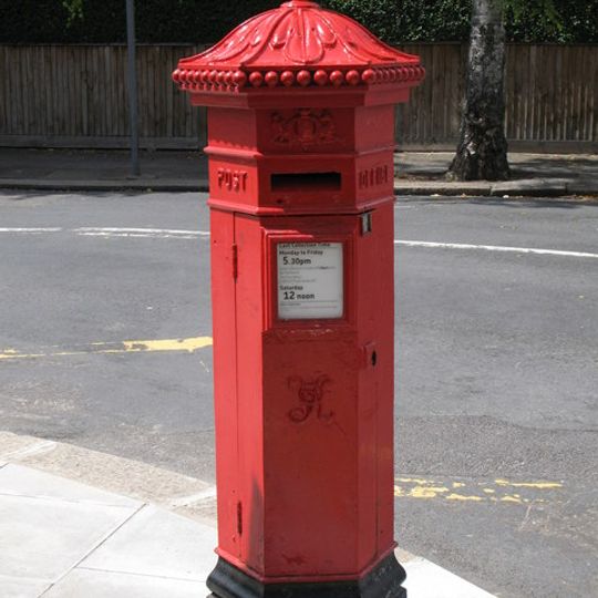 Pillar Box In Bedford Road At Junction With The Orchard