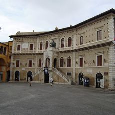 Palazzo dei Priori (Fermo)