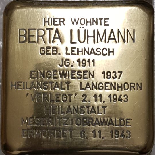 Stolperstein en memoria de Berta Lühmann