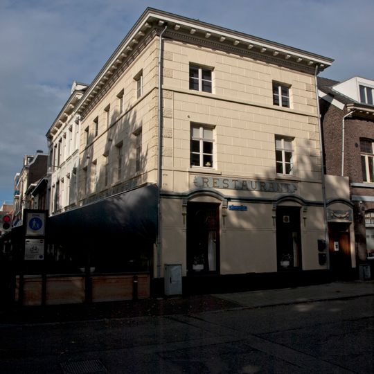 Munsterplein 17, Roermond