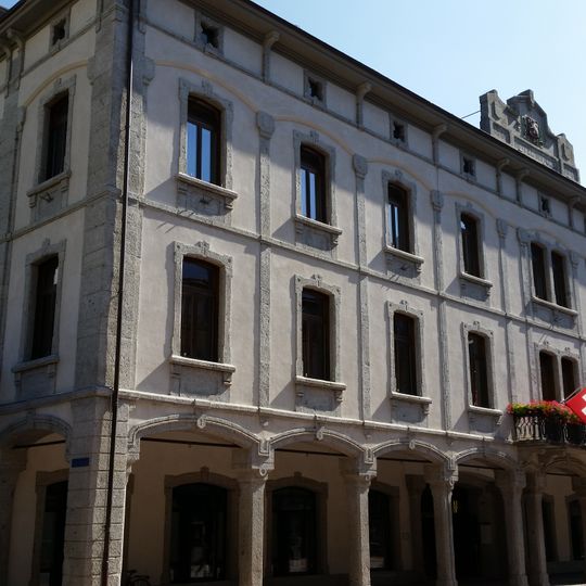 Hôtel de Ville avec archives