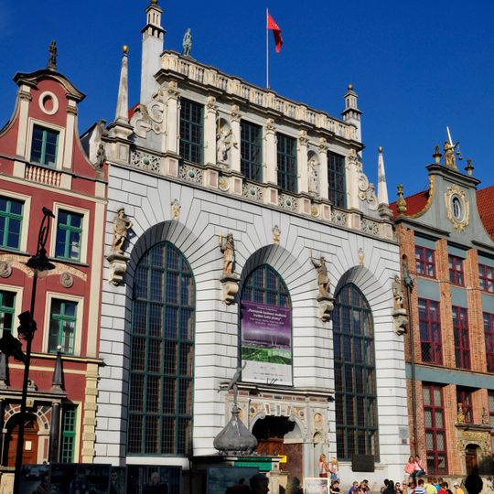 Corte de Arturo en Gdansk