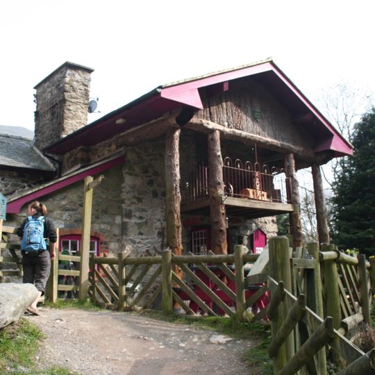 Tan y Pistyll Restaurant