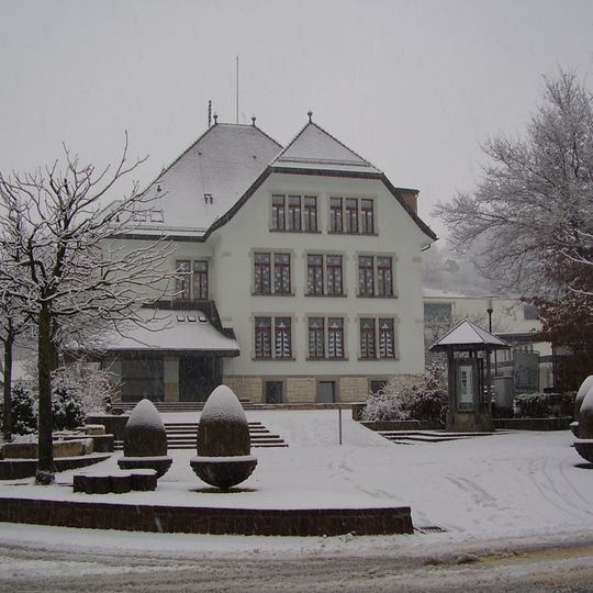 Altes Schulhaus Dorf