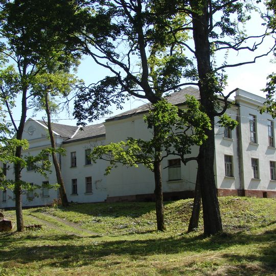 Kameņeca Manor