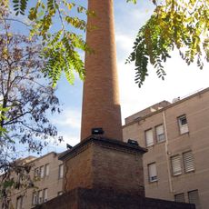 Xemeneia de l'antiga Quadra Busquets