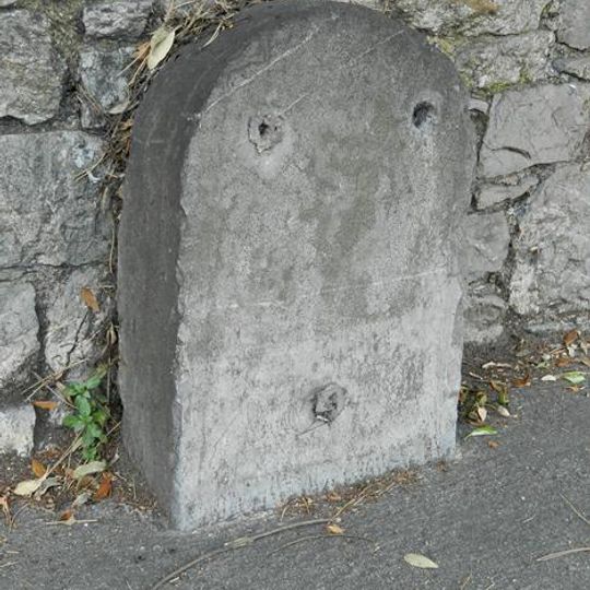 Milestone, St Marychurch Road, by No. 78, The Pines, opp. Cedar Court Road