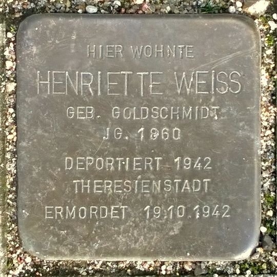 Stolperstein en memoria de Henriette Weiss