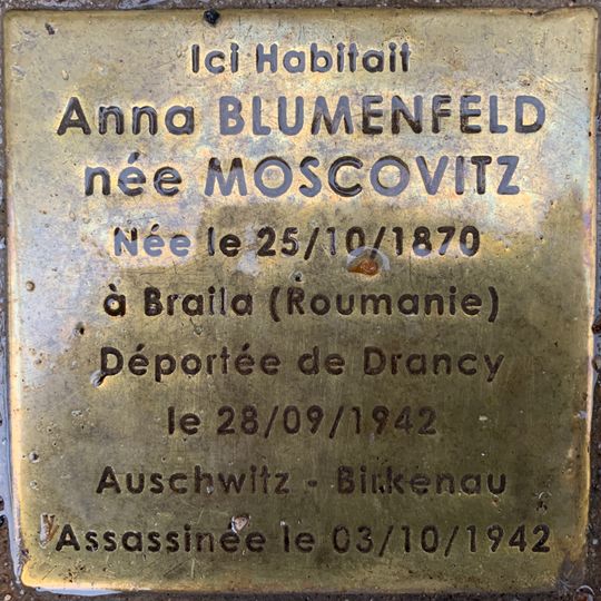 Stolperstein en memoria de Anna Blumenfeld