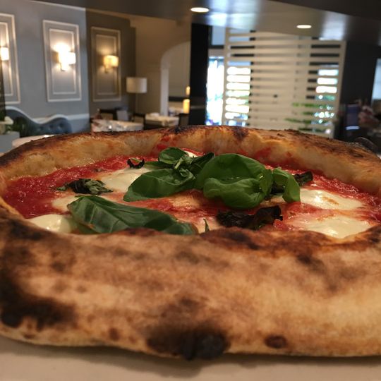 Aragosta Seafood & Pizza