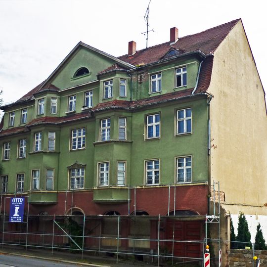 Wohnhaus in geschlossener Bebauung Pulsnitzer Straße 40