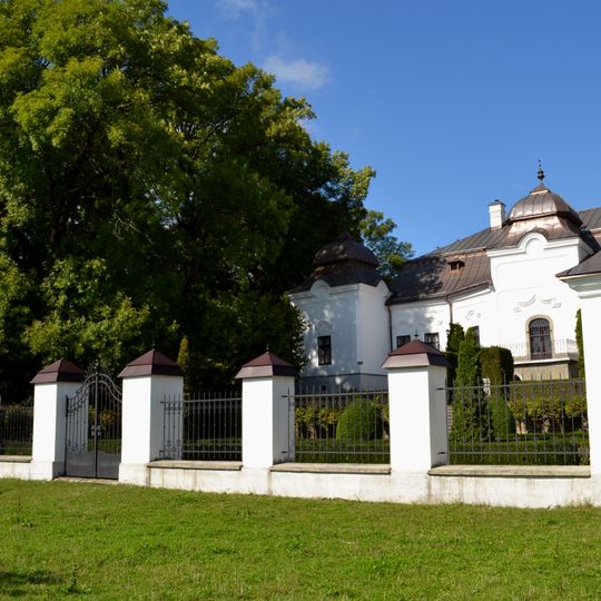 Kaštieľ Vidiná s areálom, rozárium