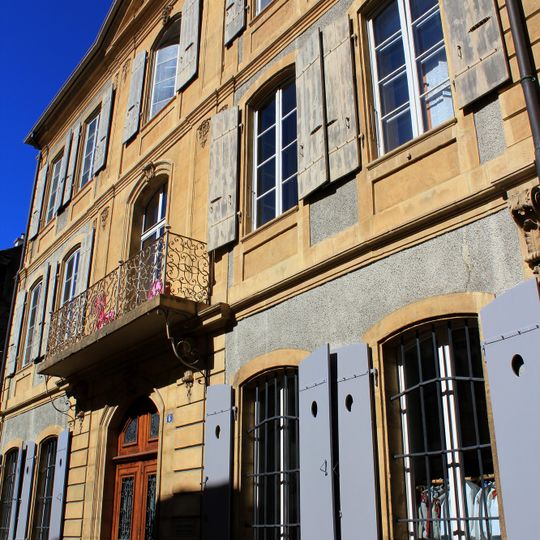 Maison Rue du Pommier 8 / Rue du Château 19