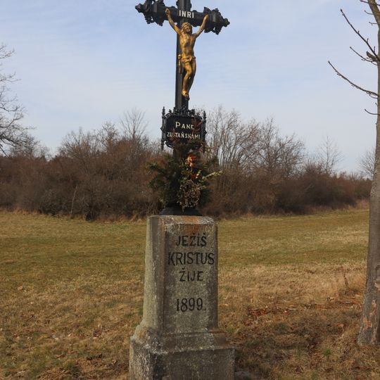 Kříž u cesty západně od Rudíkova