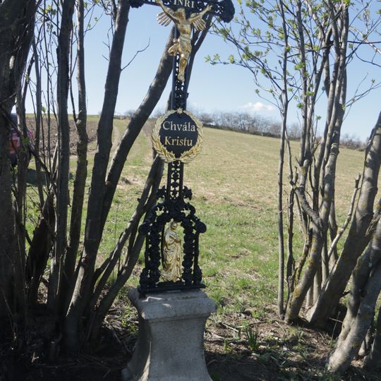 Kříž u Štěměch