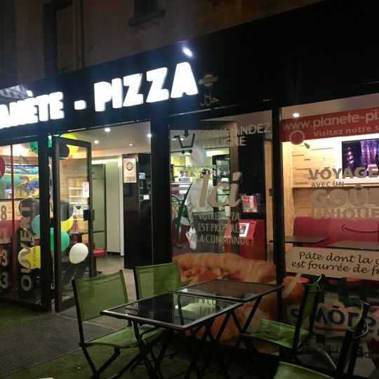 Planète Pizza Stains