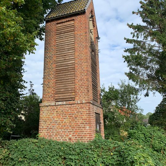 Trafohaus beim Friedhof
