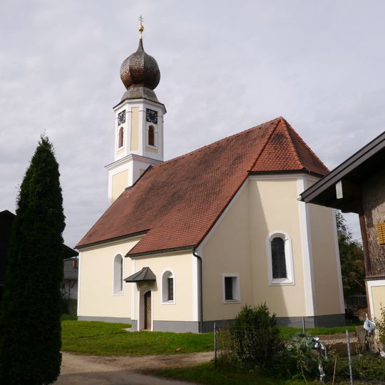 Kath. Filialkirche hl. Martin und ehem. Friedhof