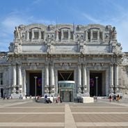 最も美しい駅：建築と旅が出会う場所
