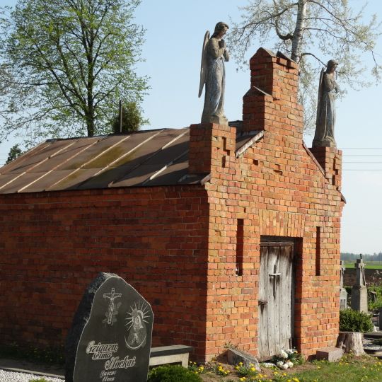 Josvainiai tomb chapel