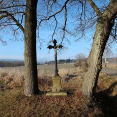 Kříž na západním okraji Obecnice