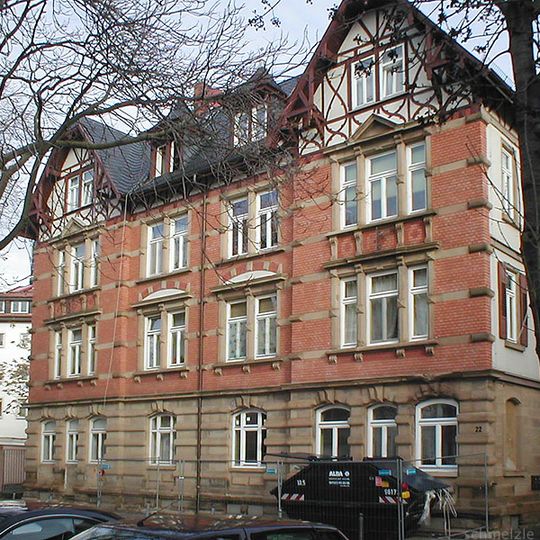 Roßkampffstraße 22 und 24