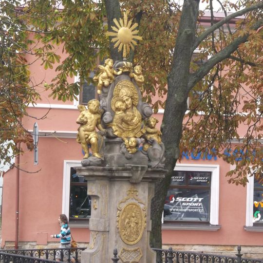 Socha Panny Marie Rušánské