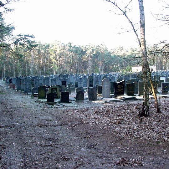 Joodse Begraafplaats Machsike Hadass