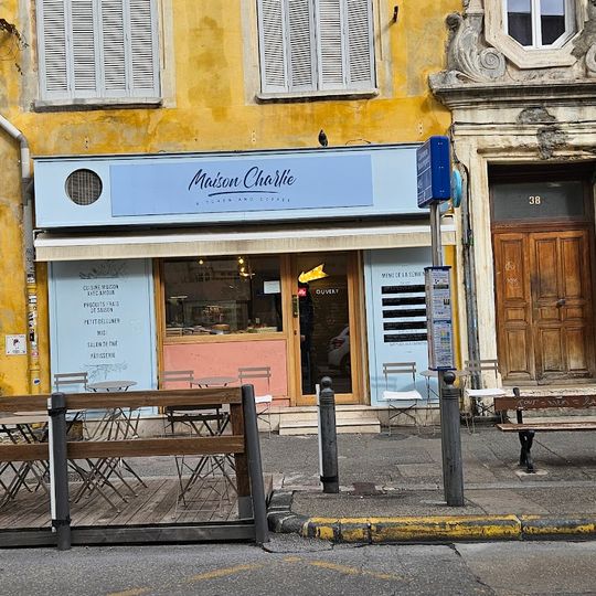 Maison Charlie