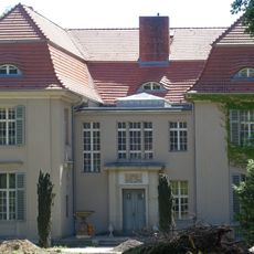 Haus Hamspohn, Wohnhaus mit Chauffeurshaus Am Großen Wannsee 40