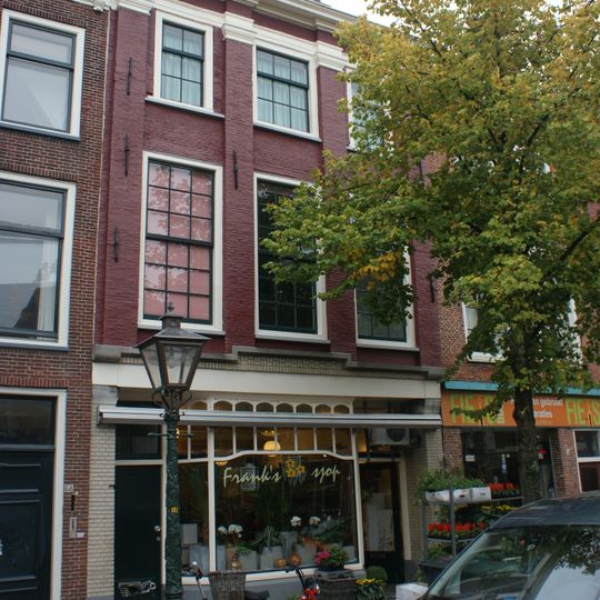 Lange Mare 70, Leiden