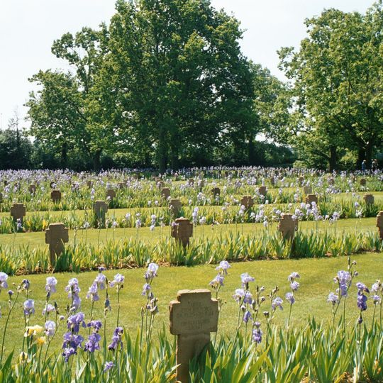 Cimetière militaire allemand de St. Desir-de-Lisieux