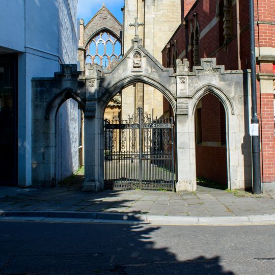 Archway And Gates To Temple Church